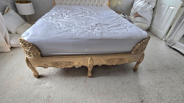 King Size Rococo Bed