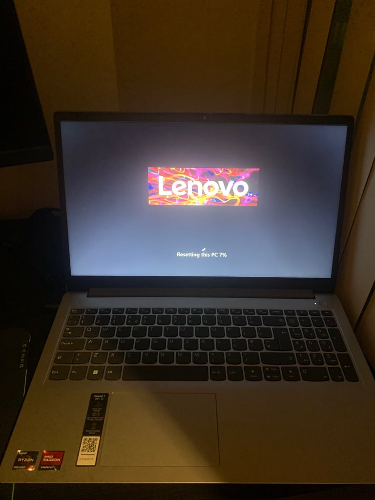 Lenovo IdeaPad 1 – AMD Ryzen 5000, 512GB SSD, Full HD – 1 Year Old, Excellent Condition