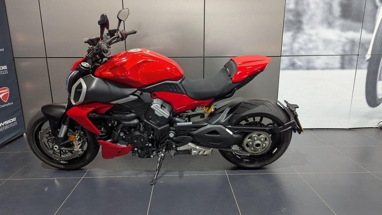 2025 Ducati Diavel V4 1158 Ducati Quick Shift Euro 5