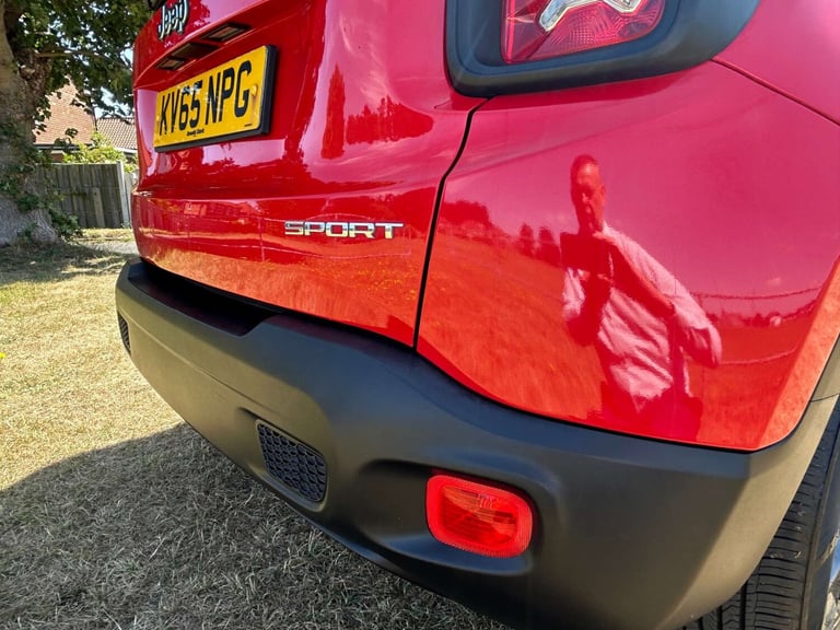 2015 Jeep Renegade 1.6 E-torQ Sport 5dr ESTATE PETROL Manual