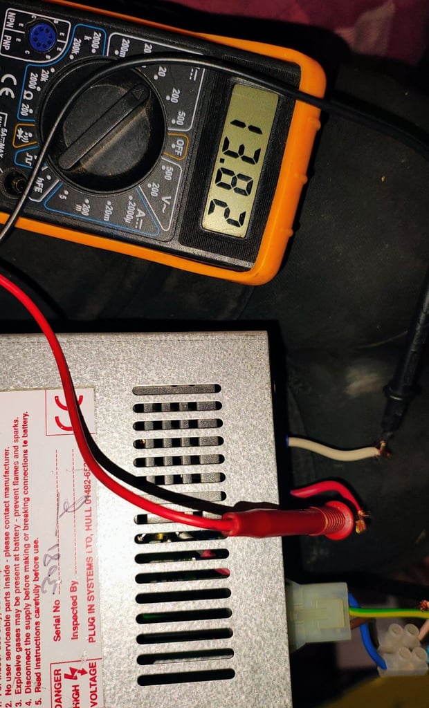 image for Caravan trickle feed battery charger 