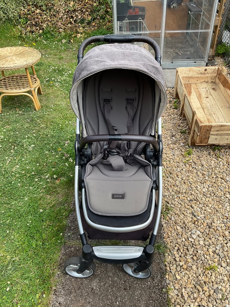 Mamas & Papas Flip XT2 pushchair