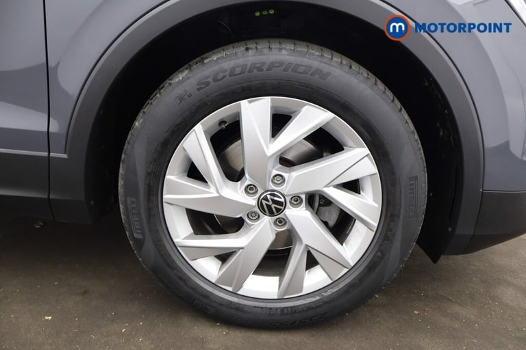 2022 Volkswagen Tiguan 1.5 TSI 150 Life 5dr DSG SUV Petrol Automatic