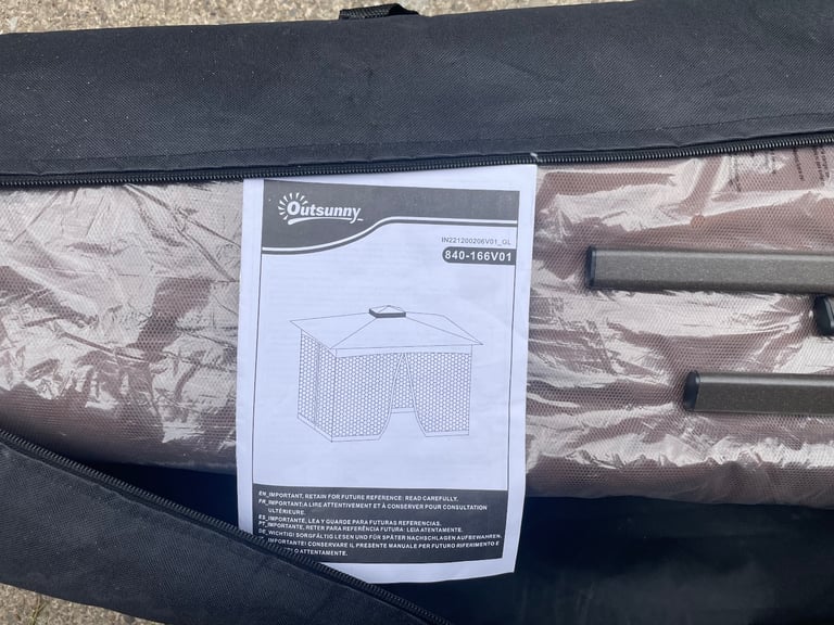 Outsunny metal pull out Gazebo 