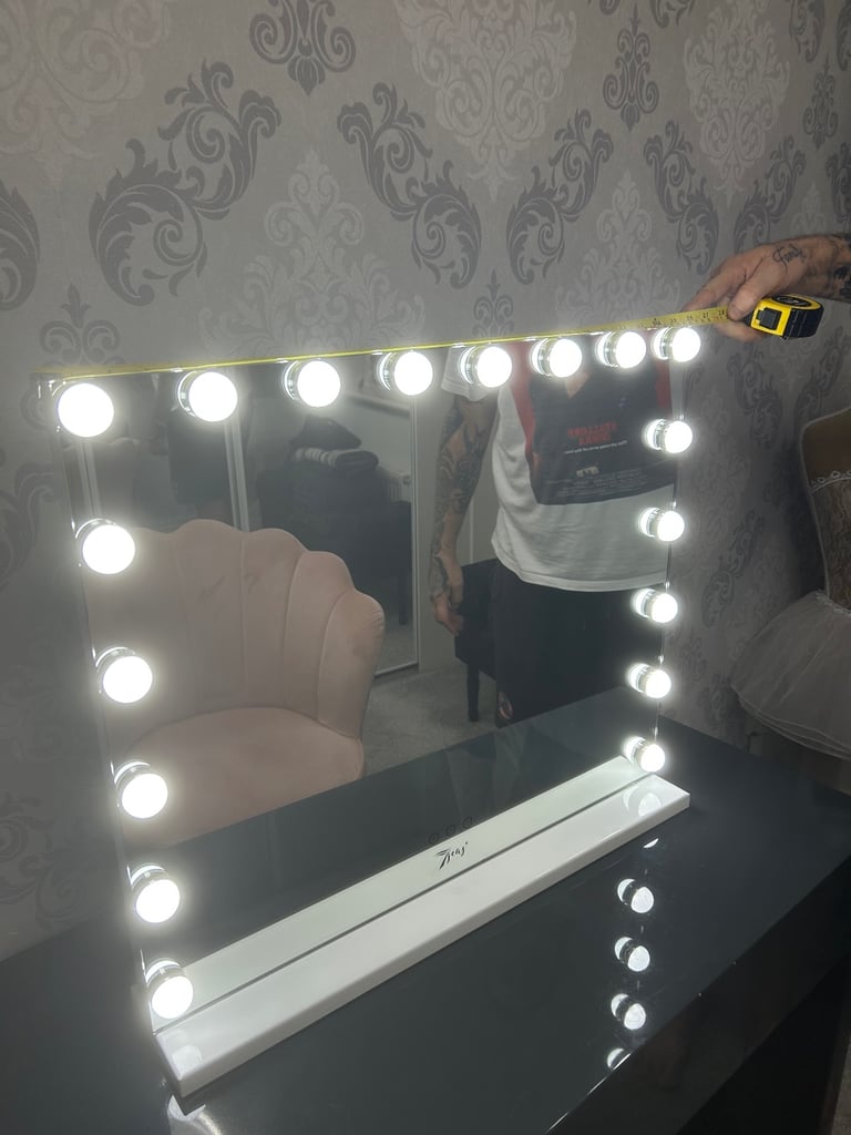 image for Vanity mirror with lights 