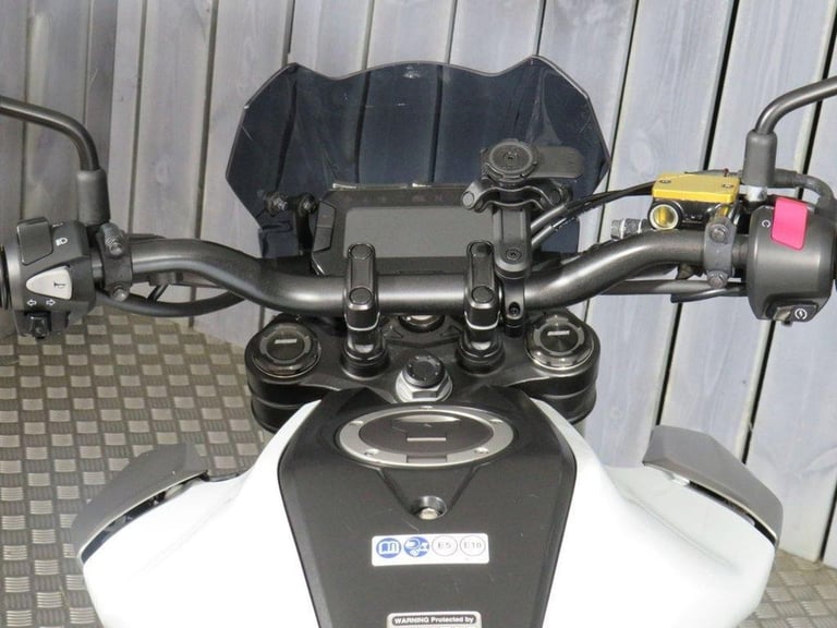 2019 69 HONDA CB125R 125