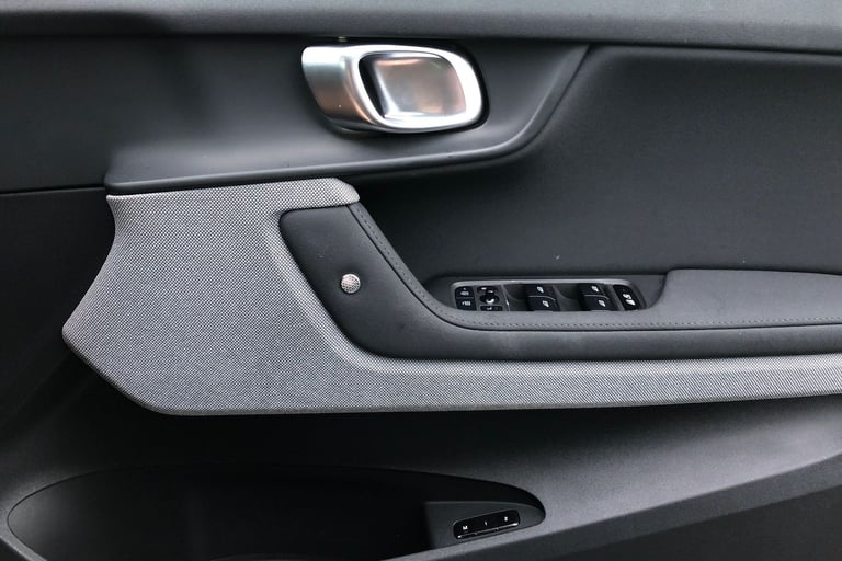 2021 Polestar Polestar 2 300kW Pilot Plus 78kWh Dual motor 5dr 4WD Auto SALOON ELECTRIC Automatic