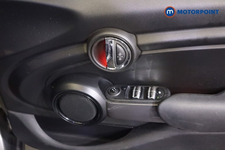 2019 MINI Hatch 1.5 Cooper Classic II 5dr Auto Hatchback Petrol Automatic