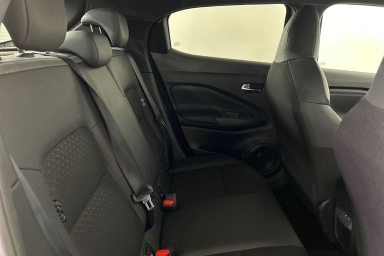 2024 Nissan Juke 1.0 DiG-T N-Connecta 5dr HATCHBACK Petrol Manual