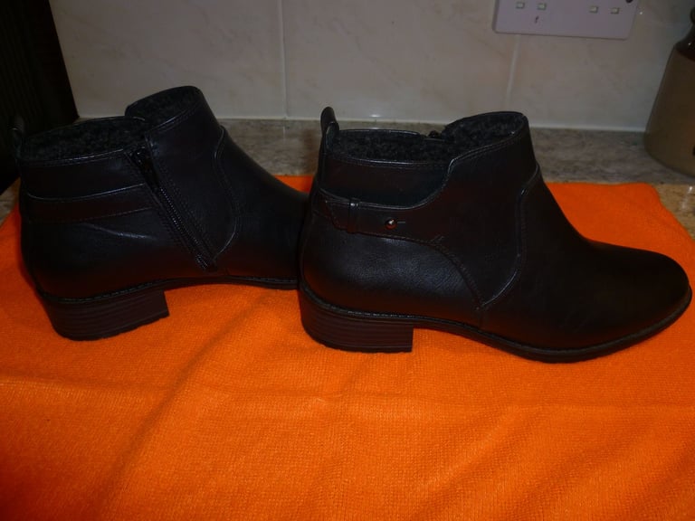 Ladies Ankle Boots
