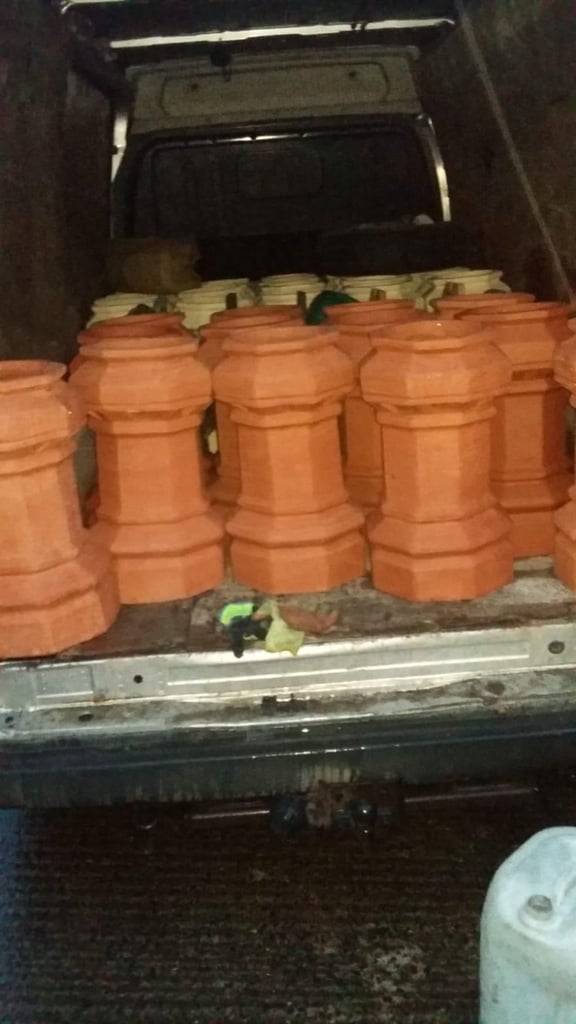 Derrylin bangor blue slates chimney pots roof ridge floor tiles reclai