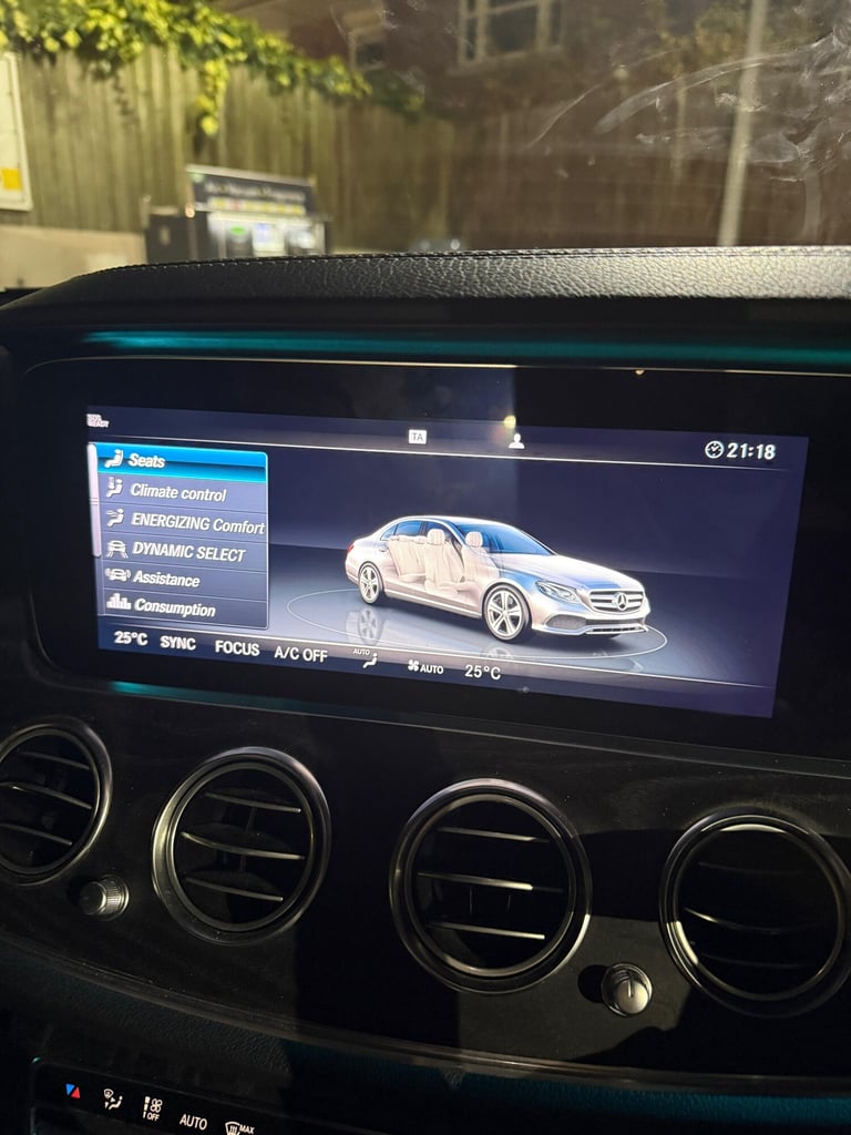 2019 Mercedes-Benz E Class E220d 4Matic AMG Line Premium 4dr 9G-Tronic SALOON Diesel Automatic