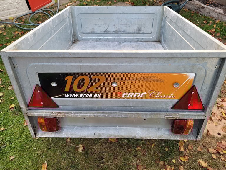 Erde 102 metal car trailer 
