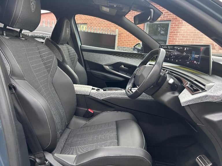 2025 Peugeot 5008 1.2 Hybrid Gt Suv 5dr Petrol Hybrid E Dsc6 Euro 6 (s/s) (136 Ps) HATCHBACK Petr...