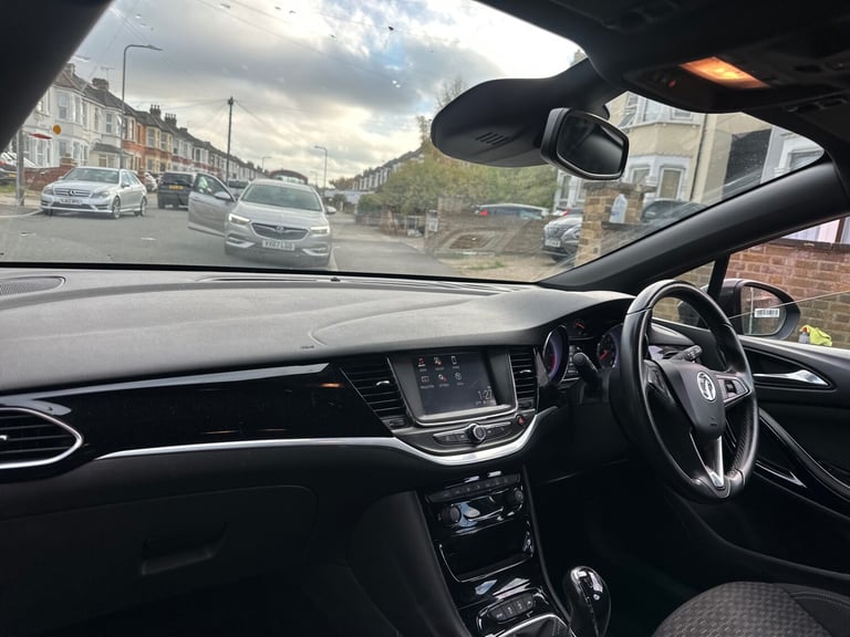 2016 Vauxhall Astra 1.6 CDTi 16V 136 SRi 5dr HATCHBACK Diesel Manual