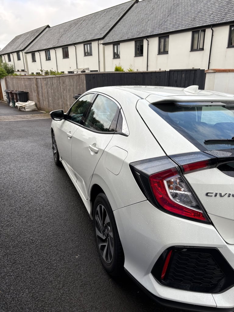 Honda, CIVIC, Hatchback, 2018, Manual, 988 (cc), 5 doors