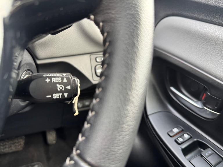 2018 Toyota Yaris 1.5 VVT-i Icon CVT Euro 6 5dr HATCHBACK Petrol Automatic