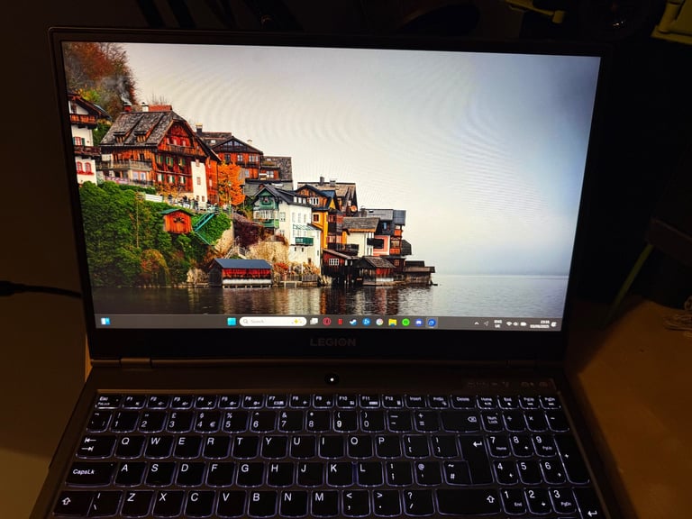 Lenovo Legion 5p 15ARH05H Laptop 15.6" AMD Ryzen 7, NVIDIA 2060, 16GB RAM + box