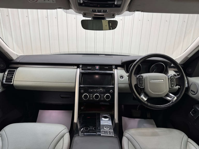 2017 Land Rover Discovery 3.0 Discovery Luxury HSE TD6 Auto 4WD 5dr SUV Diesel Automatic