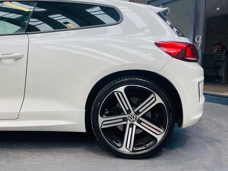 2017 Volkswagen Scirocco 2.0 TSI BlueMotion Tech R DSG Euro 6 (s/s) 3dr COUPE Petrol Automatic