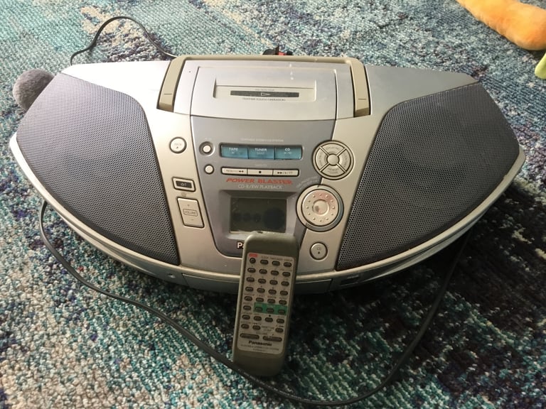Panasonic stereo cd/cassette and radio player