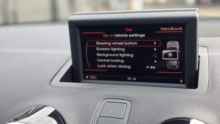 AUDI A1 1.4 TFSI S line Sportback S Tronic Euro 5 5dr 2012