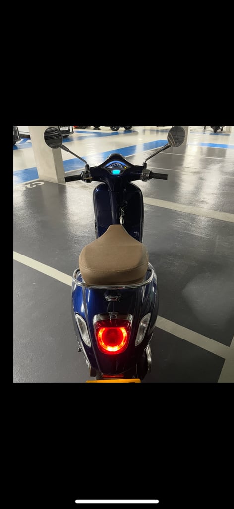 Piaggio, VESPA, 2023, 49 (cc)