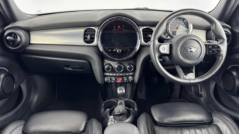 2022 MINI Hatch 1.5 Cooper Exclusive 5dr Petrol Hatchback Hatchback Petrol Manual