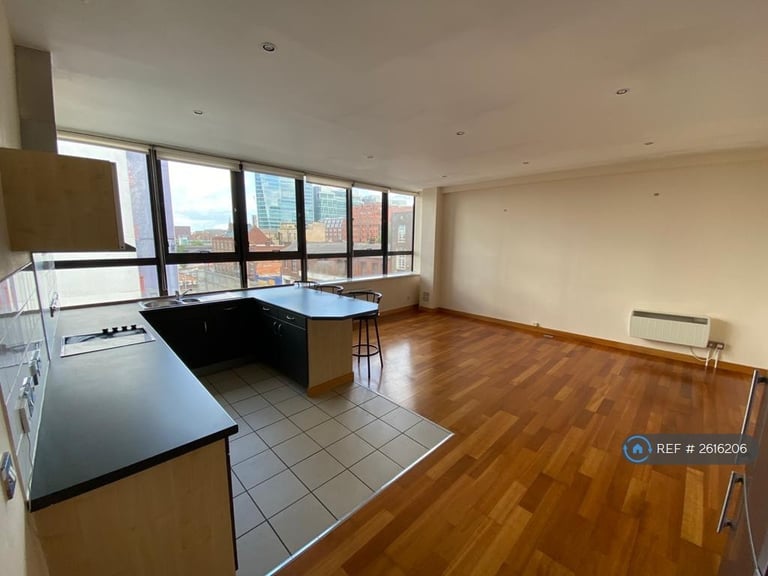 2 bedroom flat in Newhall Street, Birmingham, B3 (2 bed) (#2616206)