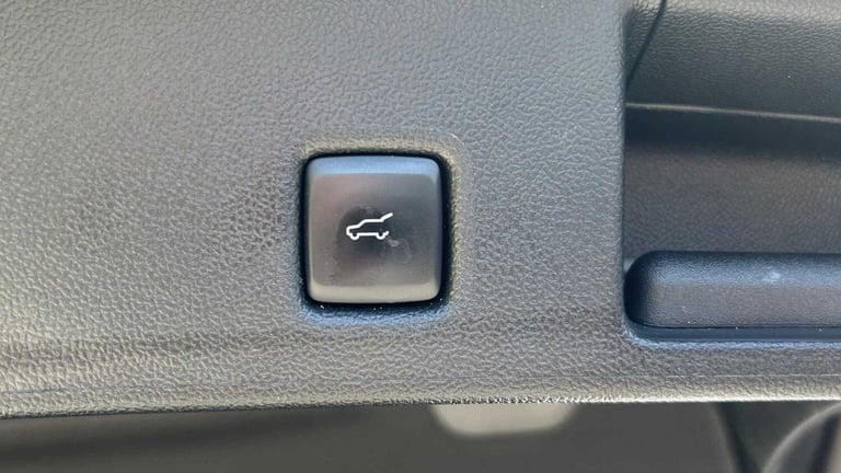 2023 Ford Kuga 2.5 FHEV Black Package Edition 5dr CVT SUV Hybrid Ele Automatic