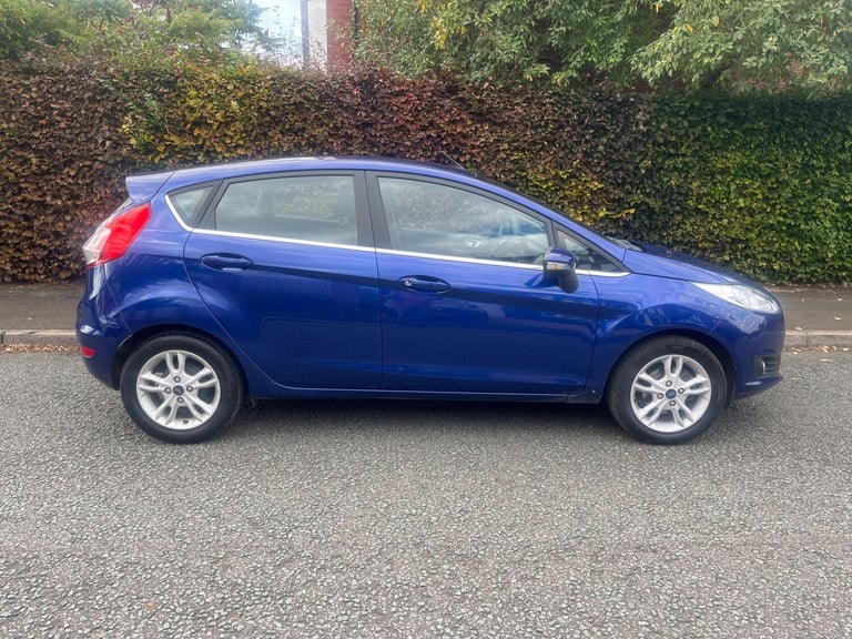 2015 Ford Fiesta 1.25 Zetec Euro 6 5dr HATCHBACK Petrol Manual