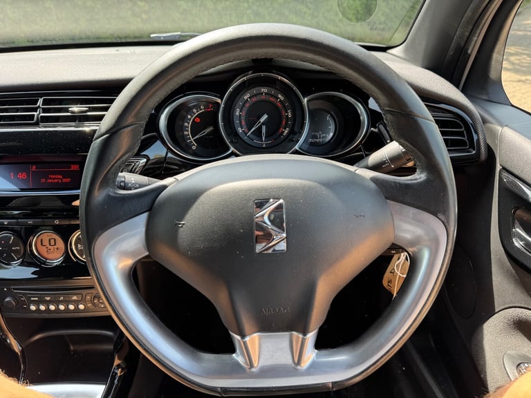 2015 Citroen DS3 1.2 PureTech DStyle Plus 3dr HATCHBACK Petrol Manual