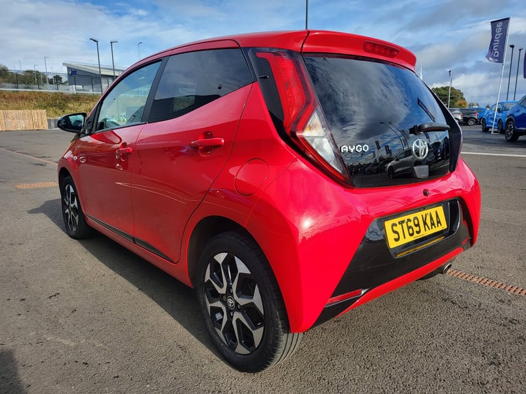 2019 Toyota AYGO VVT-I X-TREND X-SHIFT Hatchback PETROL Manual