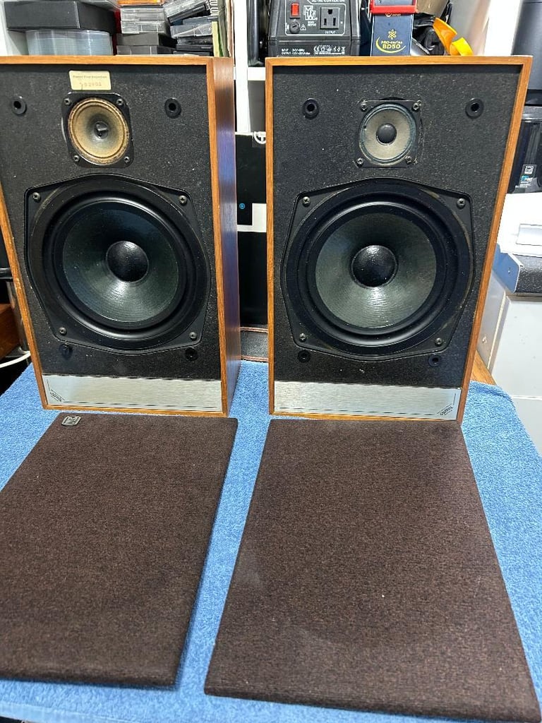 image for Mordaunt Short Carnival Series 2 speakers