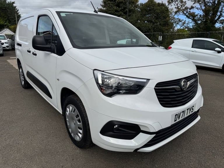 2021 Vauxhall Combo 1.5 Turbo D 2300 Sportive Panel Van 6dr Diesel Manual L2 H1 Euro 6 (100 ps) P...