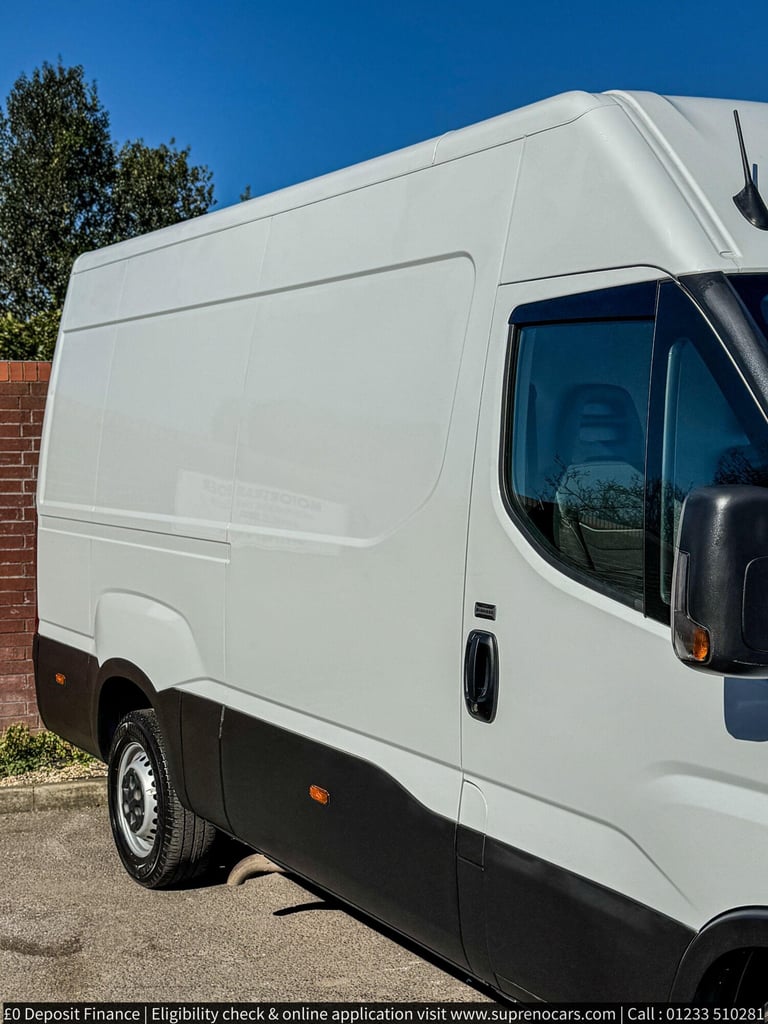 2023 Iveco Daily 2.3D HPI 14V 35S 3520 MWB High Roof Euro 6 (s/s) 5dr PANEL VAN Diesel Manual