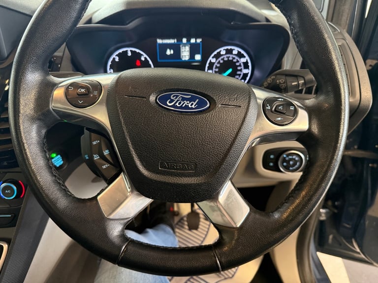 2019 Ford Grand Tourneo Connect 1.5 EcoBlue 120 Titanium 5dr MPV Diesel Manual