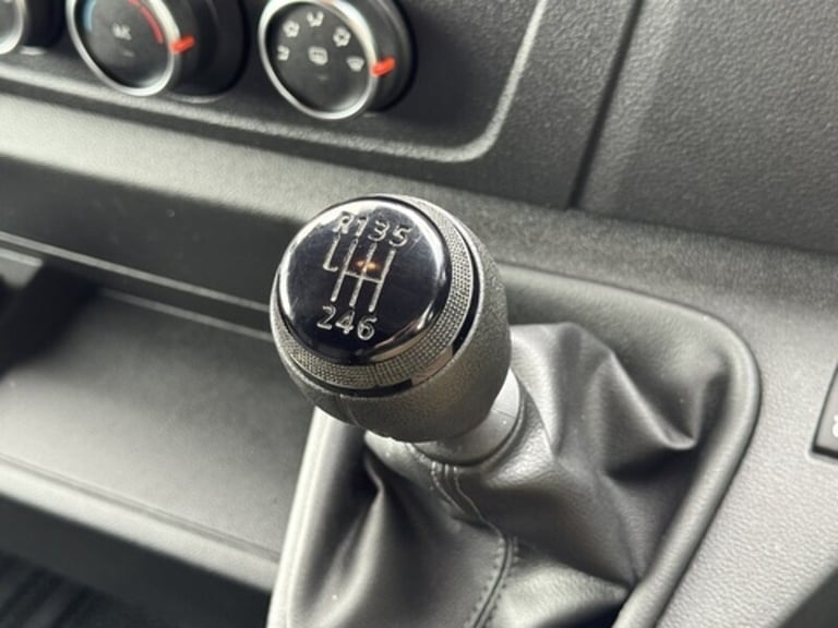 2023 Renault Master dCi 145ps ENERGY Business FWD LWB 4.85M with Air Con, Safe, Secure Keycard  L...