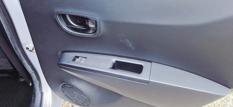 2025 Toyota Yaris VVT-i  Hatchback Petrol Automatic