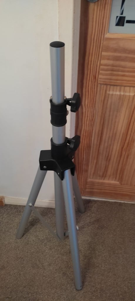 image for Maxview Omni sat tripod stand 