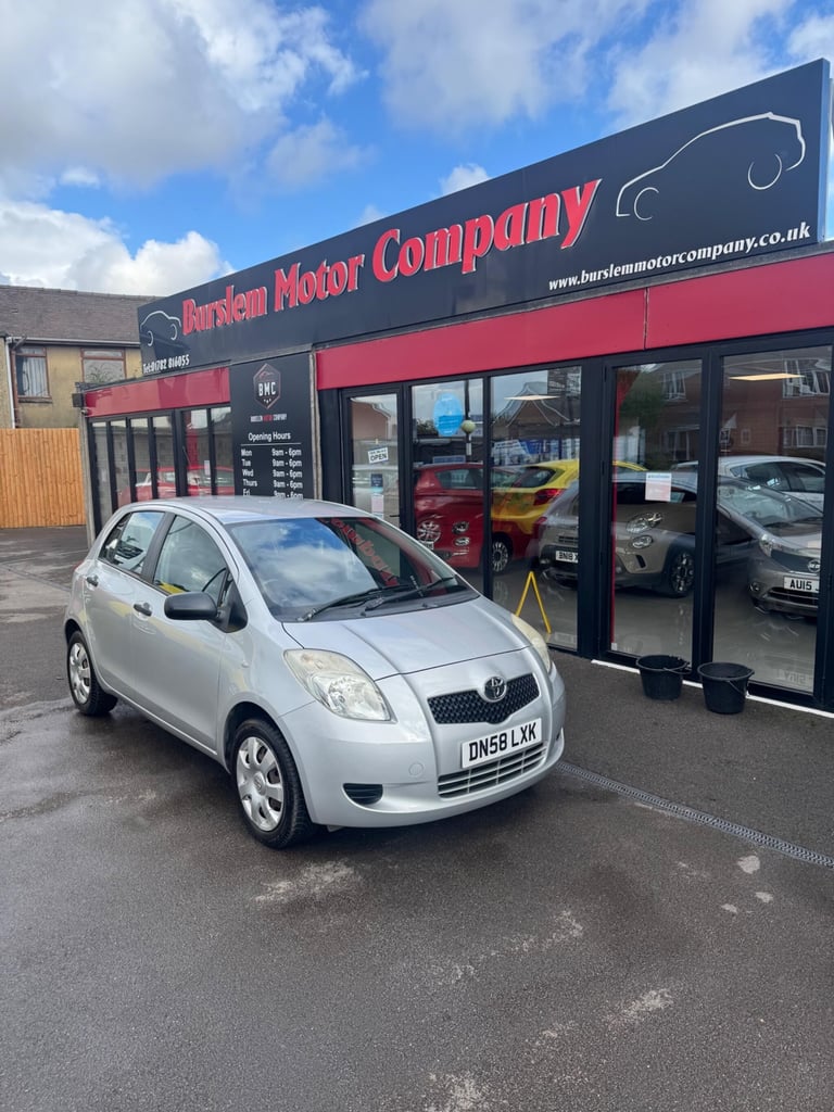  Toyota Yaris 1.0 VVT-i T2 5dr Petrol Manual