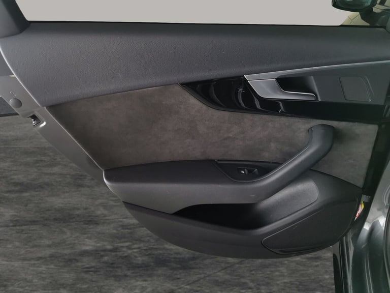 2019 Audi A4 35 TFSI Black Edition 5dr S Tronic ESTATE PETROL Automatic