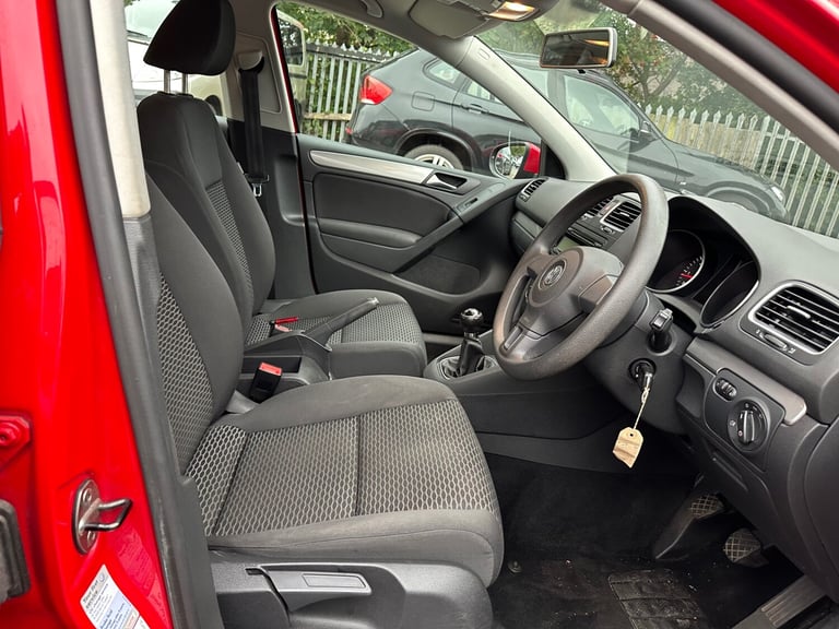 2009 Volkswagen Golf 1.6 TDi 105 S 5dr HATCHBACK Diesel Manual