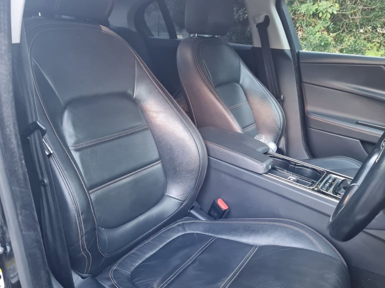 Jaguar, XE, Saloon, 2015, Manual, 1999 (cc), 4 doors