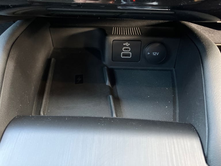 2025 Ford Kuga Kuga ST-Line 5 door 2.5L Duratec PHEV 243PS FWD CVT Automatic 5 Door PETROL/ELECTR...