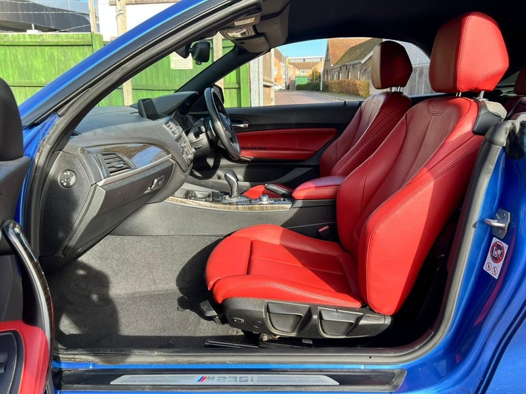 2015 BMW 2 Series 3.0 M235i Auto Euro 6 (s/s) 2dr CONVERTIBLE Petrol Automatic