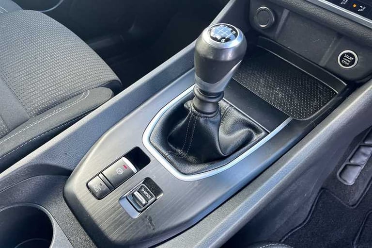 2024 Nissan Qashqai 1.3 DiG-T MH Acenta Premium 5dr HATCHBACK PETROL Manual