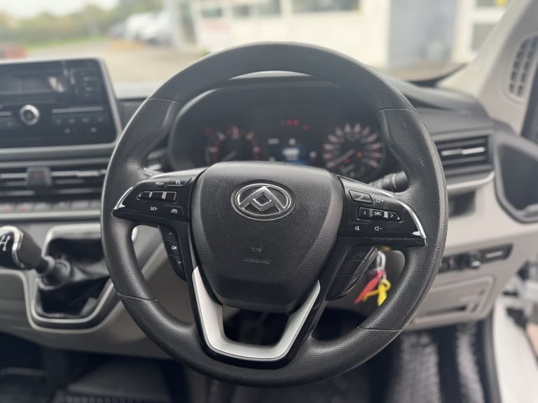 2022 Maxus Deliver 9 BASE MH C/C CHASSIS CAB Diesel Manual