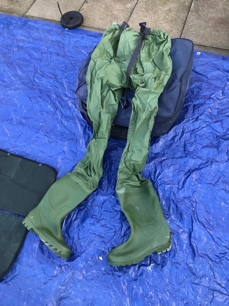 Fishing equipment misc bundle