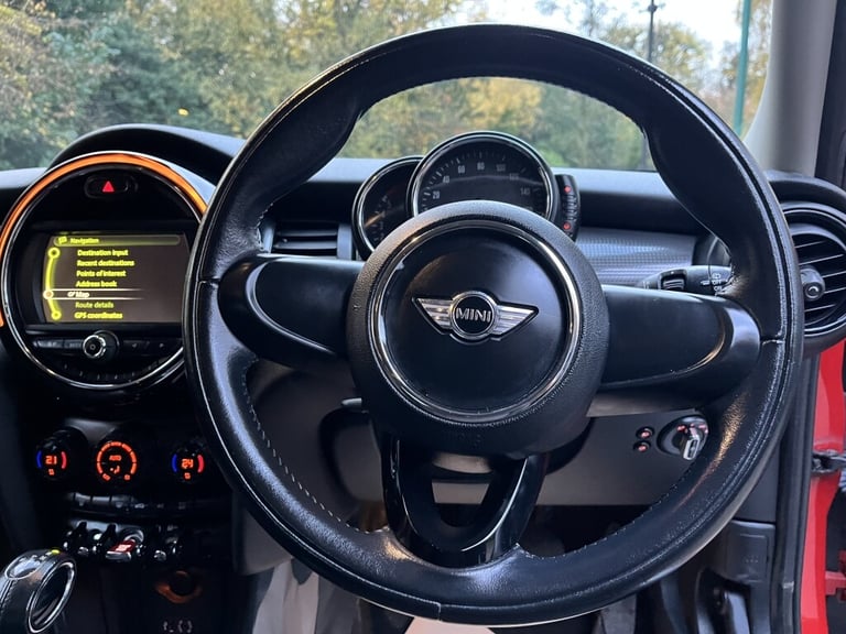 2017 MINI Hatch 1.5 Cooper D 5dr Auto HATCHBACK DIESEL Automatic